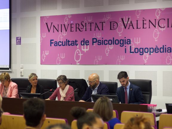 III Jornada de acompañamiento socioeducativo a adolescentes y jóvenes (30/05/2025) - imatge 0